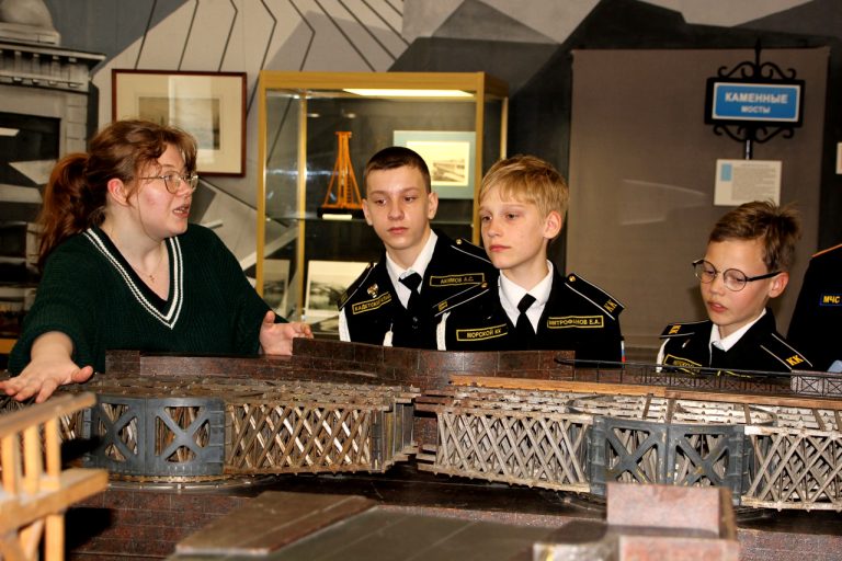 Награждение победителей конкурса-квеста «По дорогам истории кадетского образования»