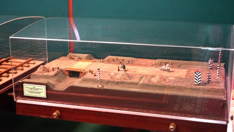 Строительство шоссе между двумя столицами