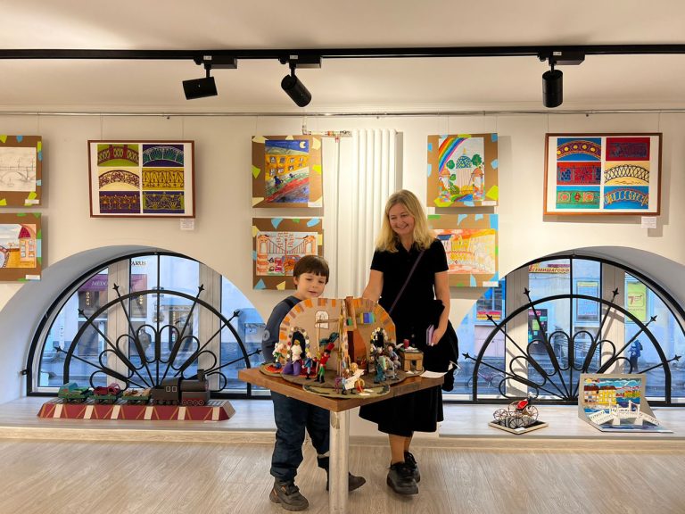 Выставка детских работ в Музее мостов