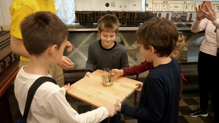 А можно ещё немного Айсбурга?