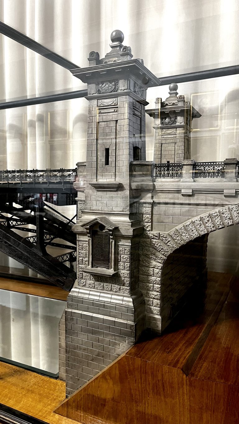 Модель моста Императора Николая II