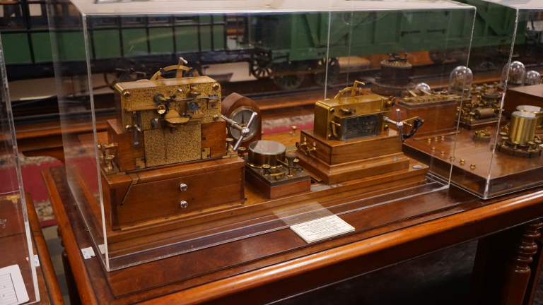 Телеграфный аппарат Уитстона