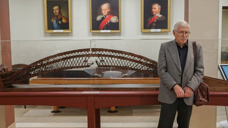 Открытие выставки «Интеллигент мостостроения»