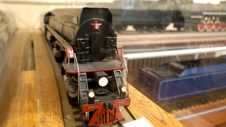 Грузовой паровоз серии П38