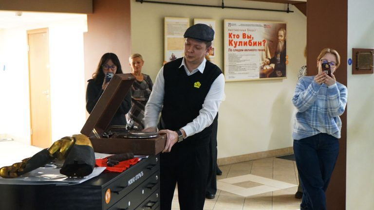 Интерактивная лекция «Мосты осажденного города»