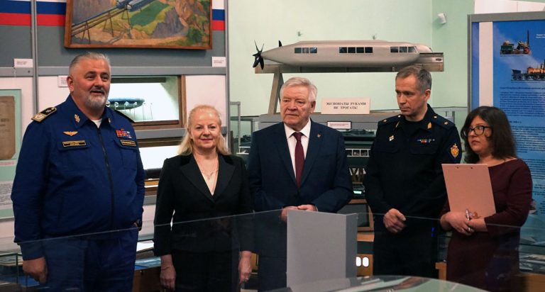 Открылась выставка «Россия выбирает скорость»