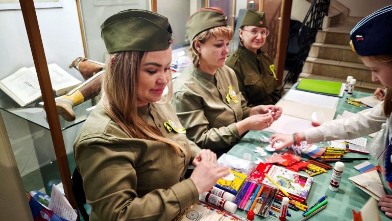 Награждение победителей конкурса «Дорогами войны к Великой Победе»