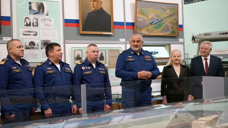 Открылась выставка «Россия выбирает скорость»