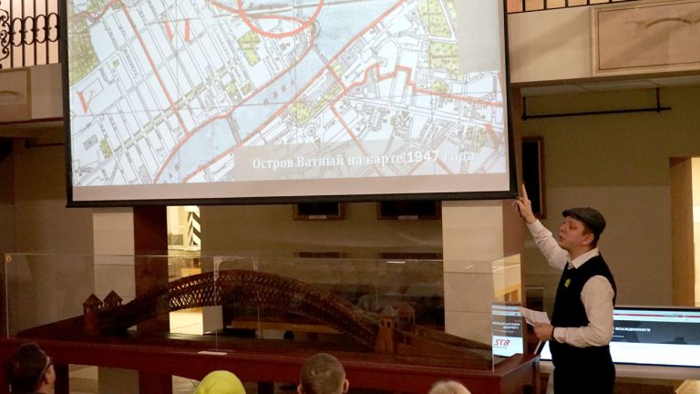 Интерактивная лекция «Мосты осажденного города»