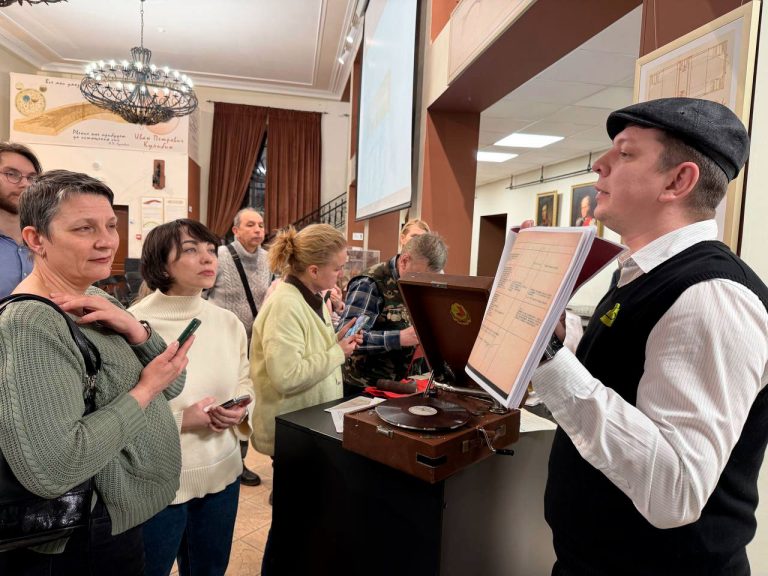 Интерактивная лекция «Мосты осажденного города»