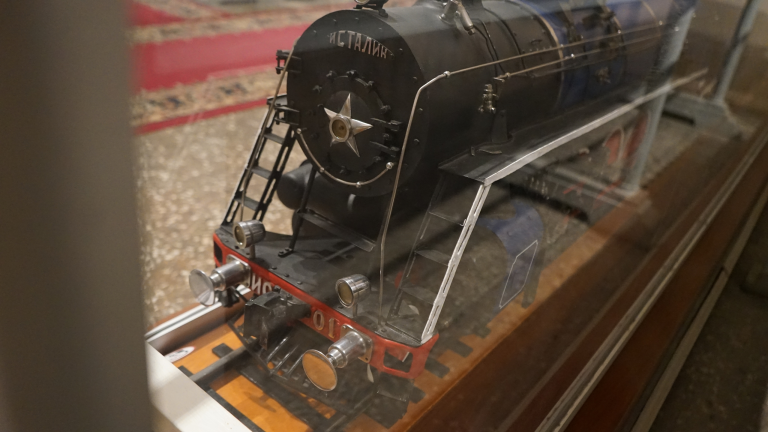 Модель знаменитого паровоза серии ИС