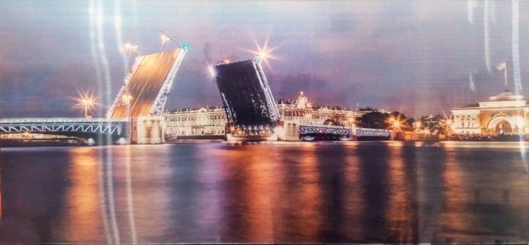 Стерео-варио открытка с видами Дворцового моста в Санкт-Петербурге