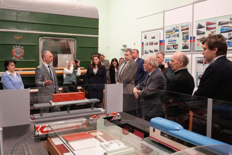 История аэродинамических исследований железнодорожного транспорта