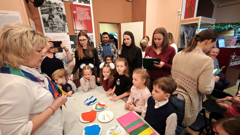 Награждение победителей творческого конкурса «Крымская весна»