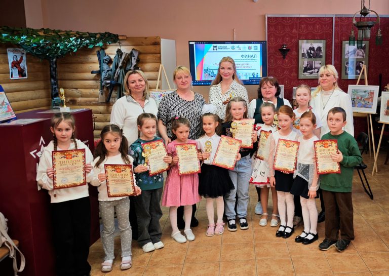 Итоги конкурса «Профессии глазами детей в образе куклы»