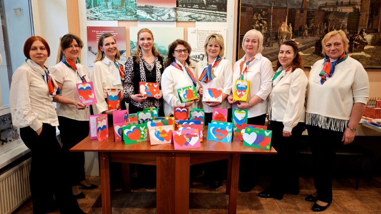 Награждение победителей творческого конкурса «Крымская весна»