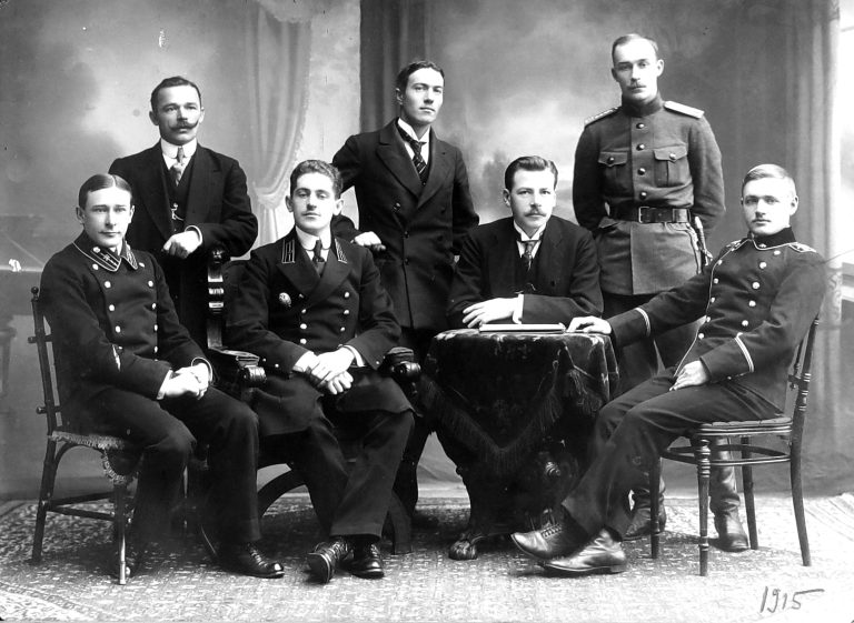 Презентация книги «Кашерининовы, Челюскины, Ляхницкие. Четыре века на службе России»